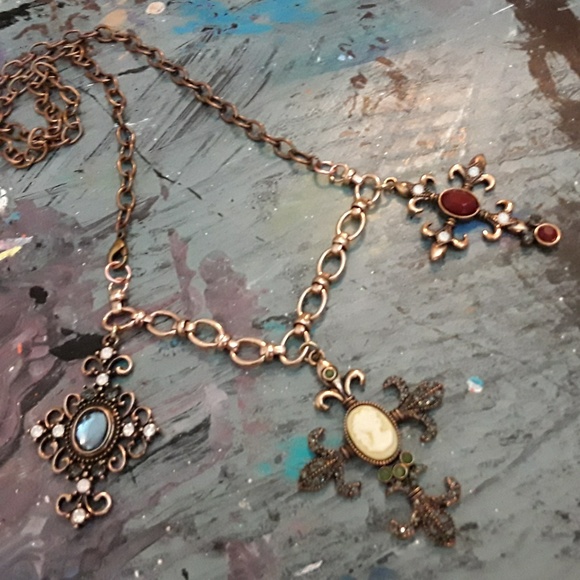 BOHO BLING 3 CROSS NECKLACE - Picture 1 of 8